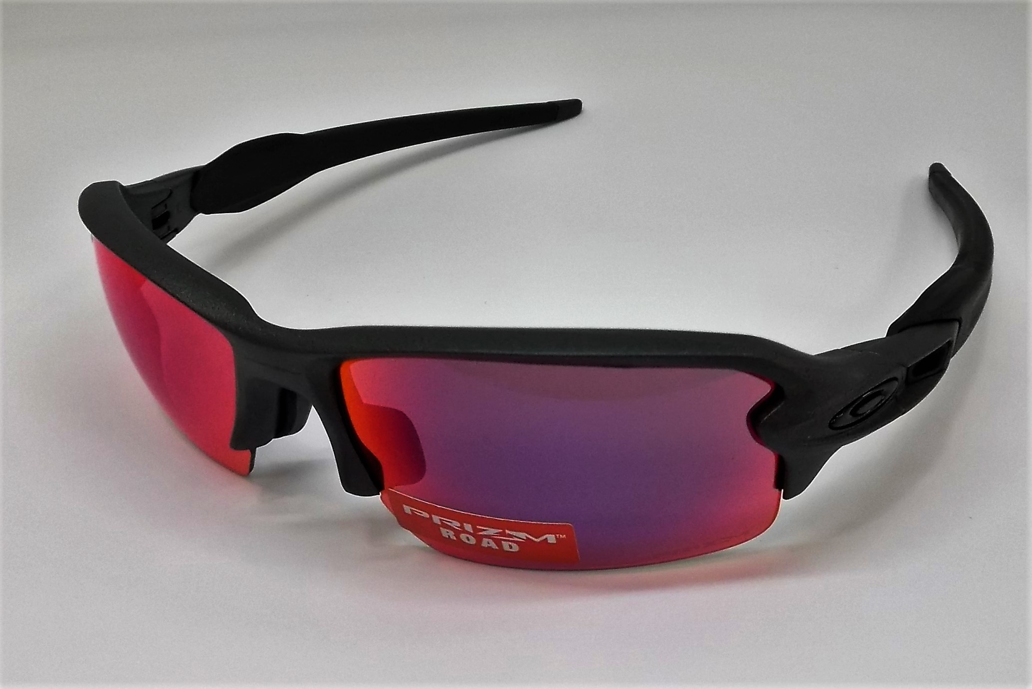 ＯＡＫＬＥＹ ＦＬＡＫ２.０ ＳＴＥＥＬ ＣＯＬＬＥＣＴＩＯＮ – 千葉