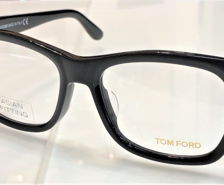 TOMFORD TF5468-F　カラー002／052 再入荷！